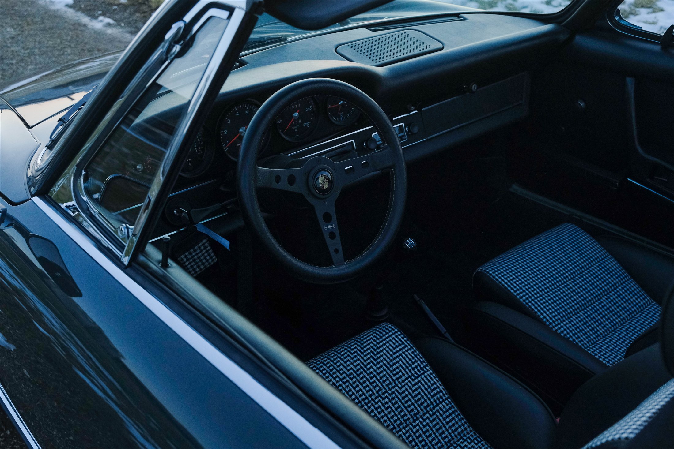 Tailored interior of a Banyan-restored Porsche 911
